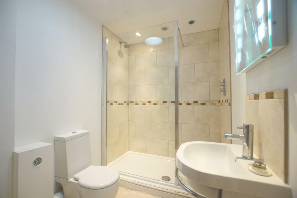 Ensuite from bedroom 1