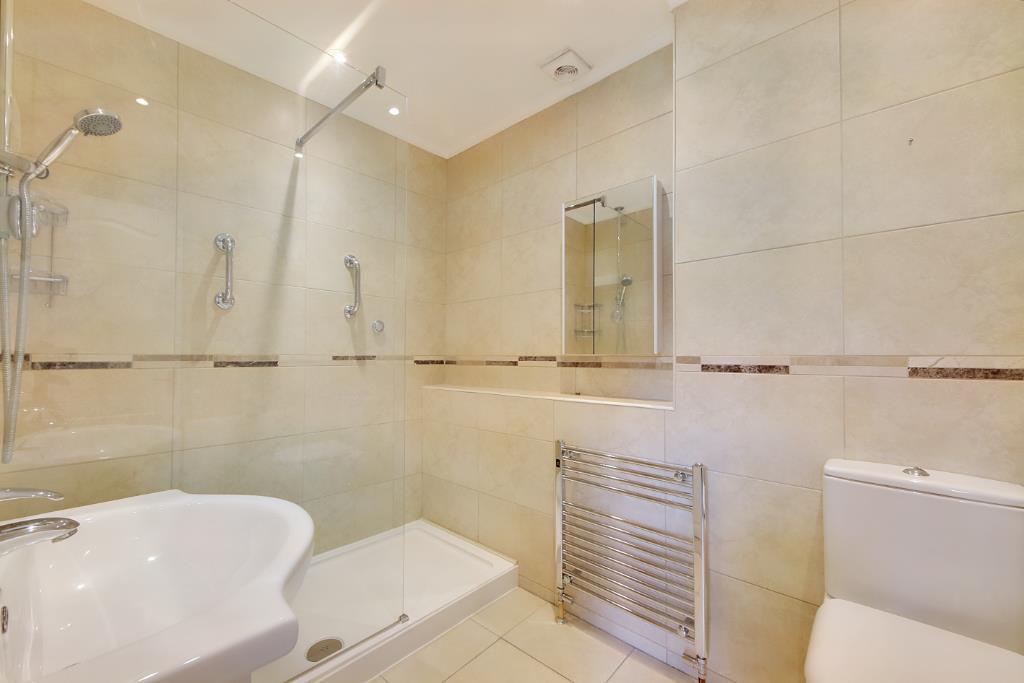 Shower Room.jpg