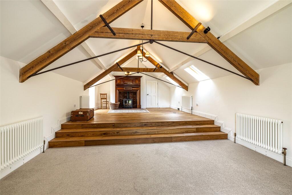 Sitting Room/Bedroom