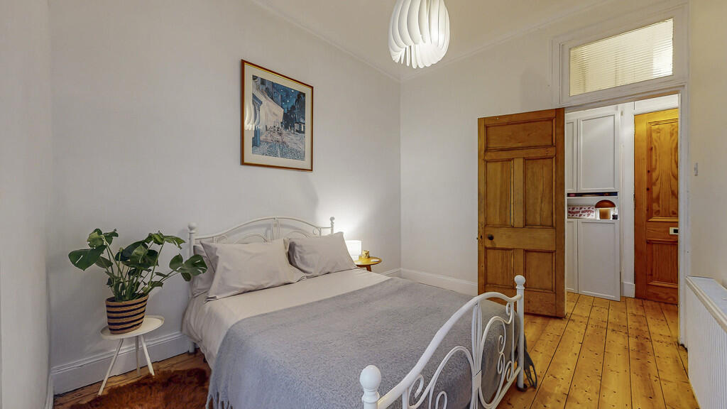 39-print-76 White...