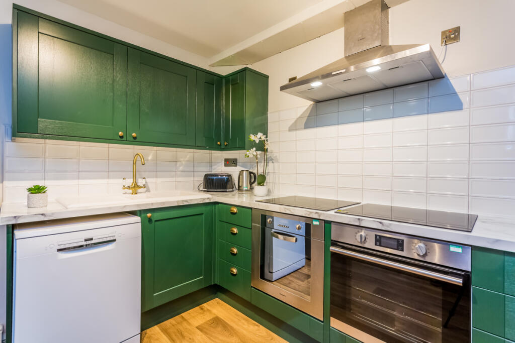 St Hilds Flat 2 kitchen 3