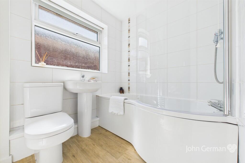 CAM05058G0-PR0094...