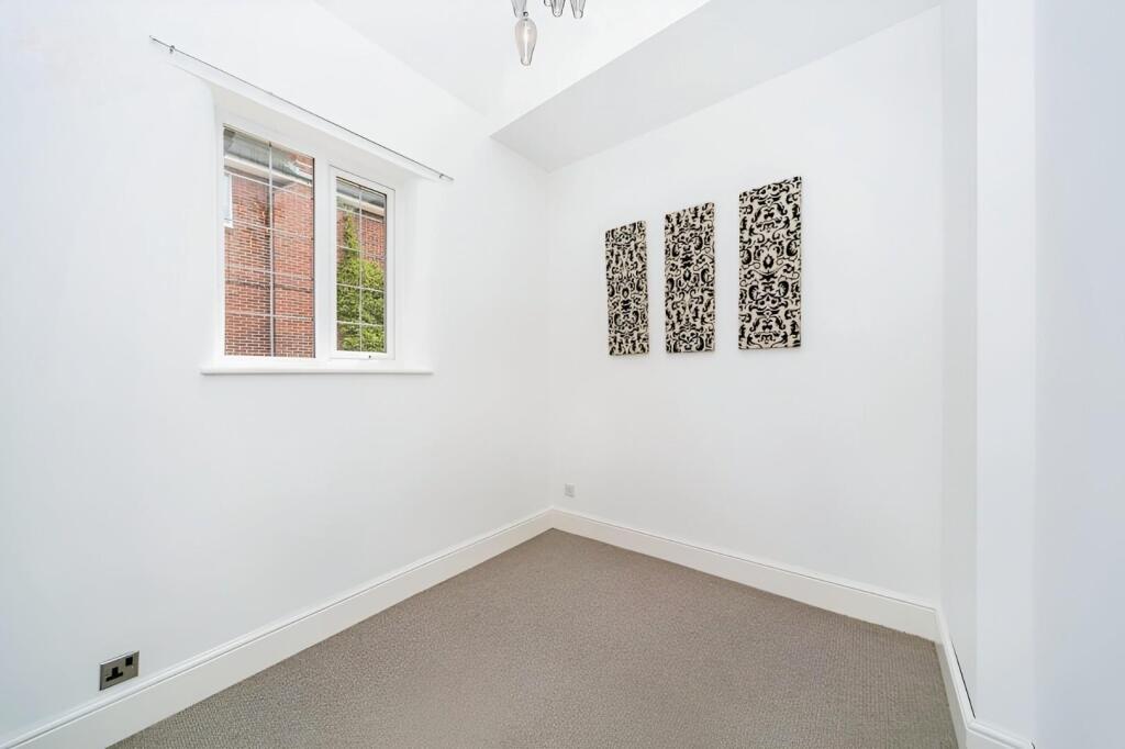 Bedroom2.jpg