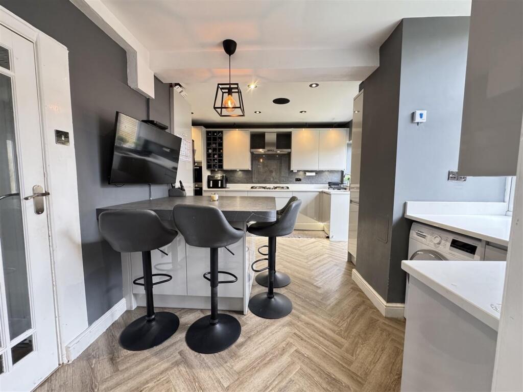 IMG_9835 (Large).JPG