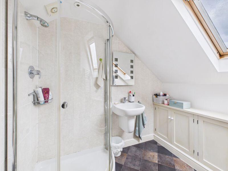 Ensuite shower room