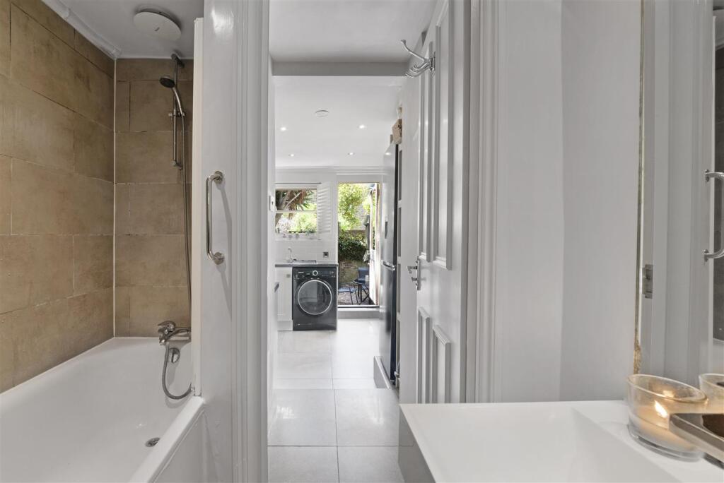 KEMSFORD GARDENS, 27, GROUND FLOOR FLAT-25.jpg