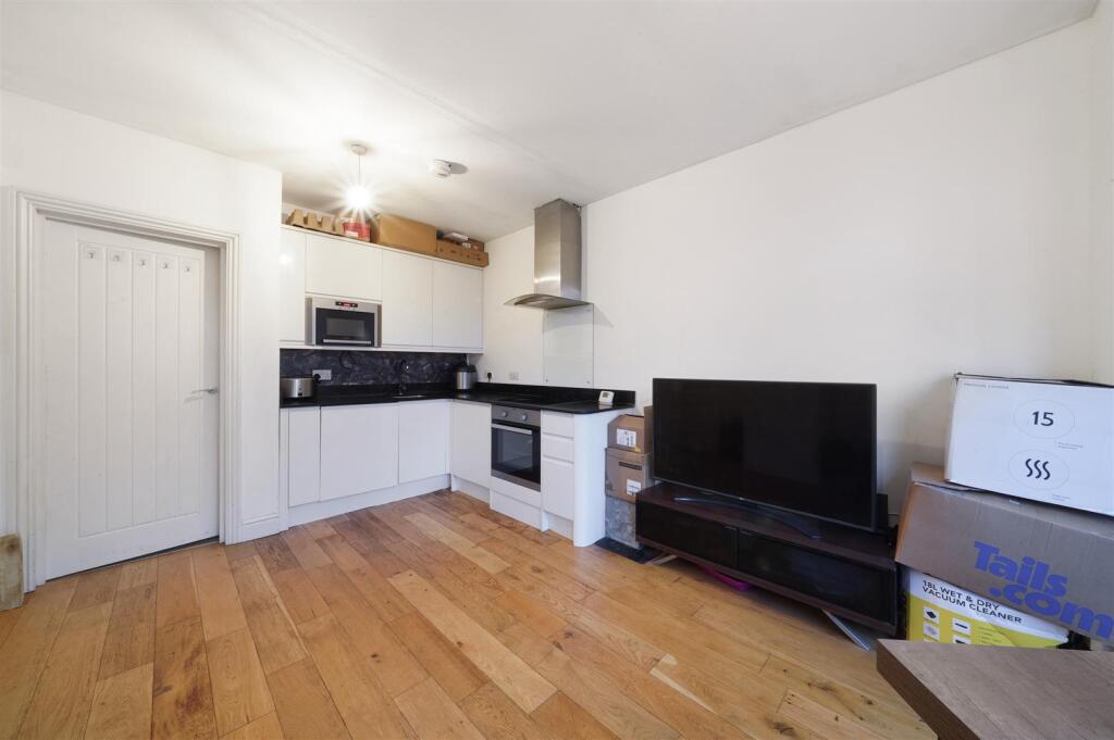Flat 2, 53 Wellmeadow Road - BCo07RiNnmJkuzPVk0RN.