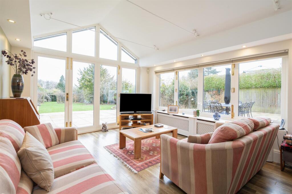 14 Brueton Avenue_46.jpg