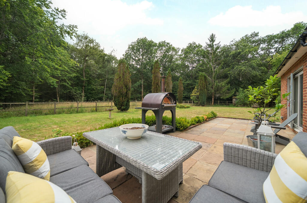 1324535-5-68754b8...