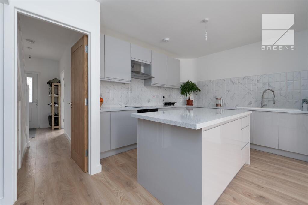 140 Drysdale Avenue_0026.jpg