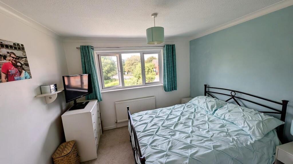3 Mountbatten bed 2 2.jpg