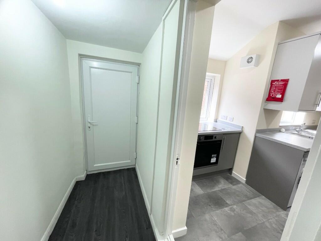 Rear vestibule