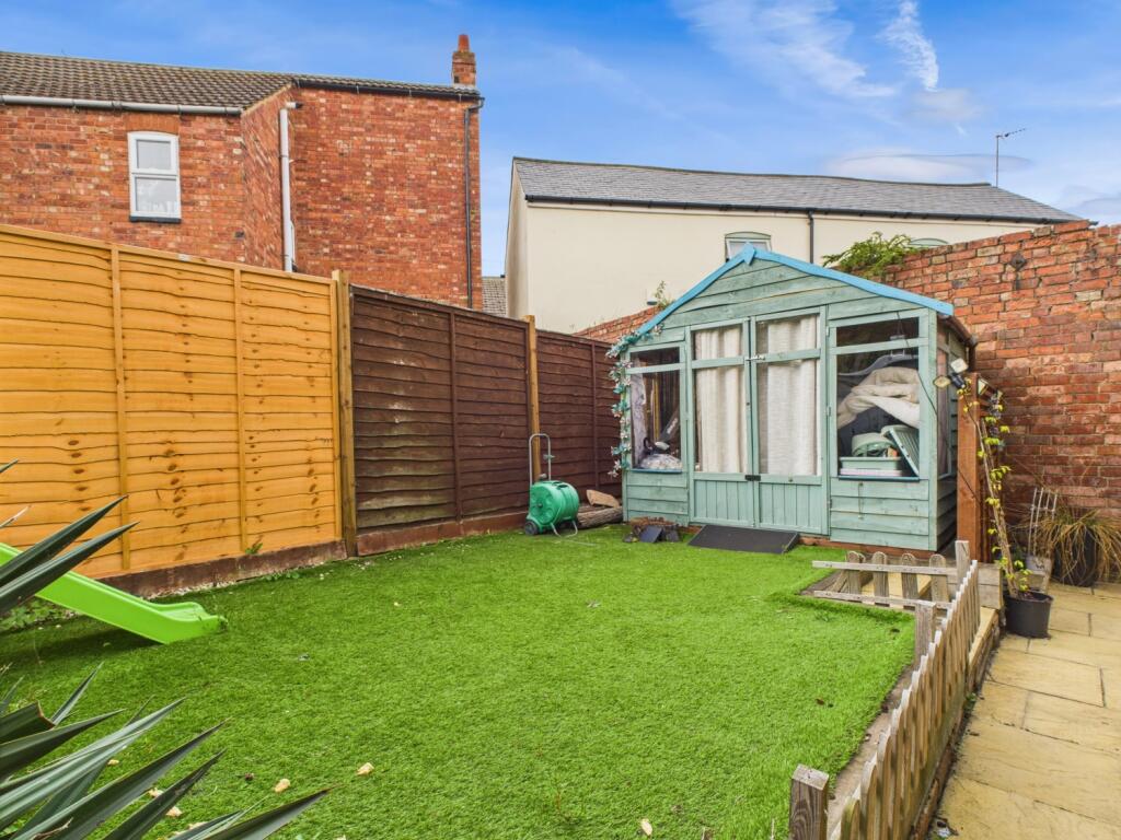 CAM02313G0-PR0089-STILL006