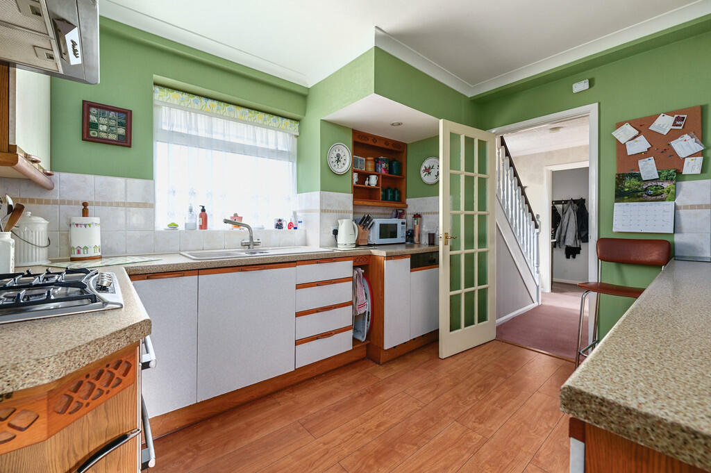 6-lambert-crescen...