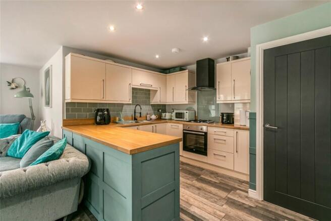 Kitchen/Lounge