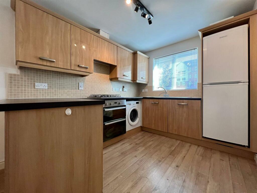 USE kitchen (5).jpg