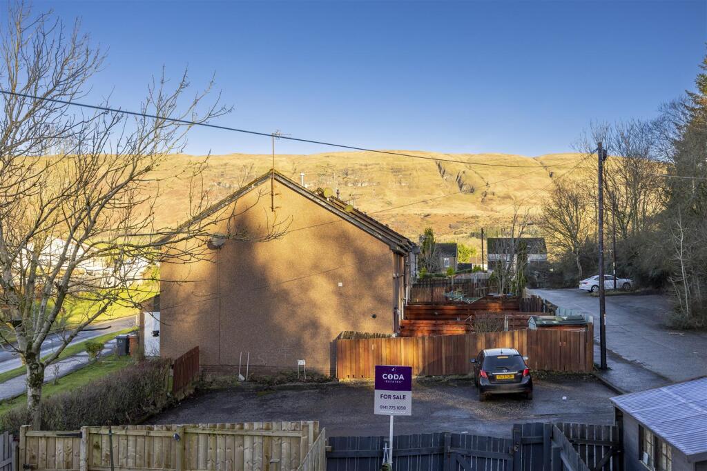 19_WARREN_WALK_LENNOXTOWN_005.JPG