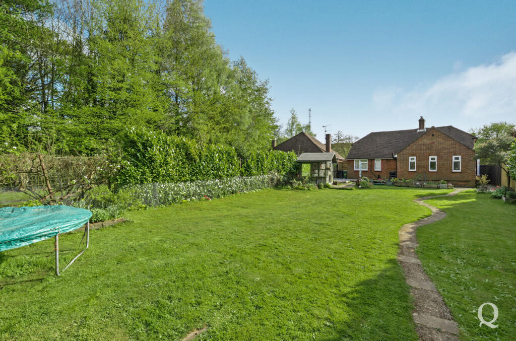 3381db50-5ee4-49d...