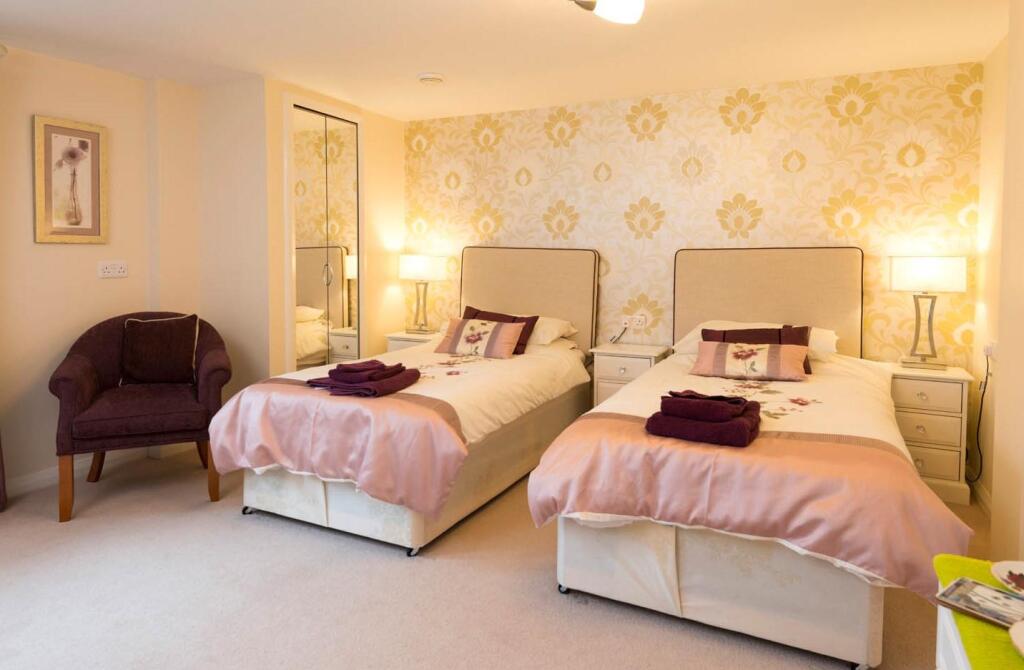 Forest Court Guest Suite.jpg