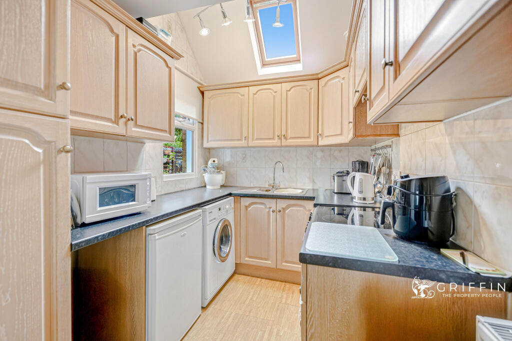 3p1943365p1943369edit