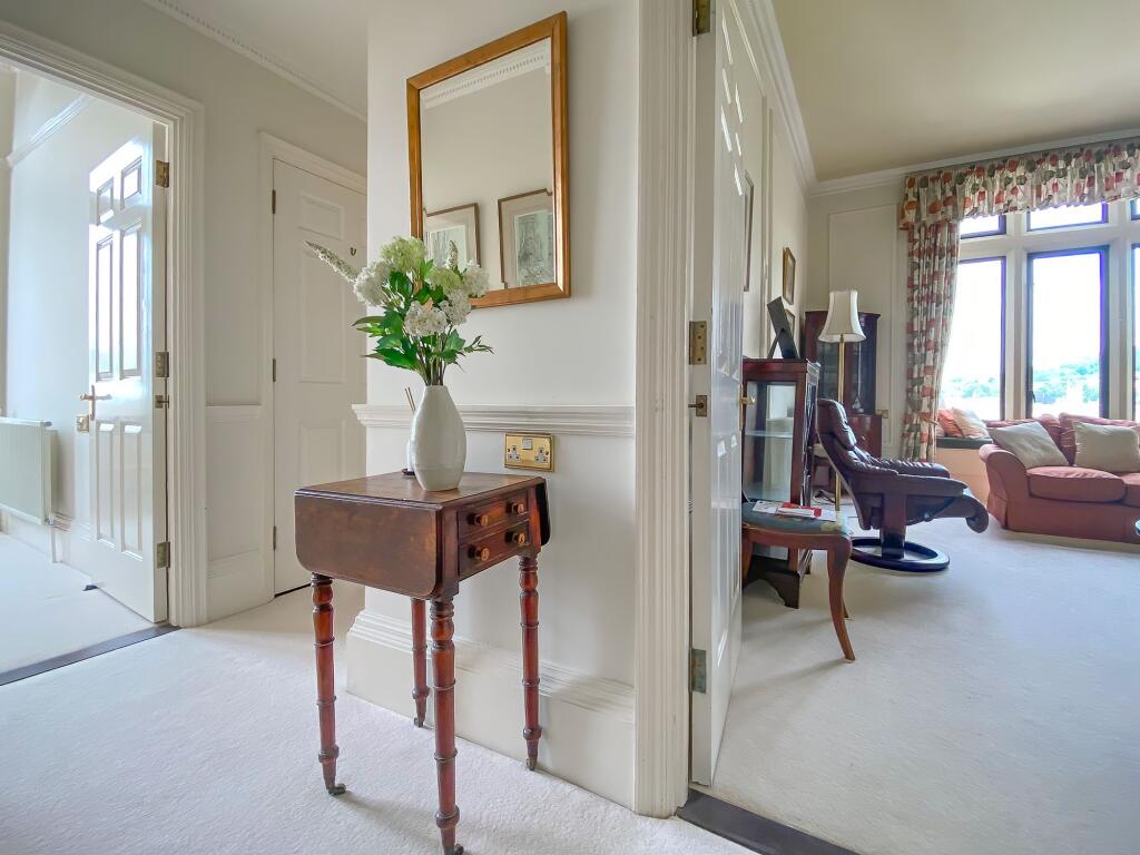 Dual aspect, plenty of natural light throughout