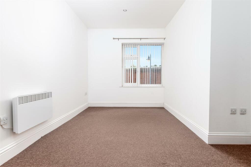 Flat 2, 48 Derby Road, Stapleford-3.jpg