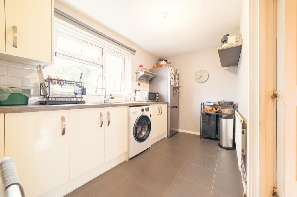 Call 02920 454555 to secure your viewing_17