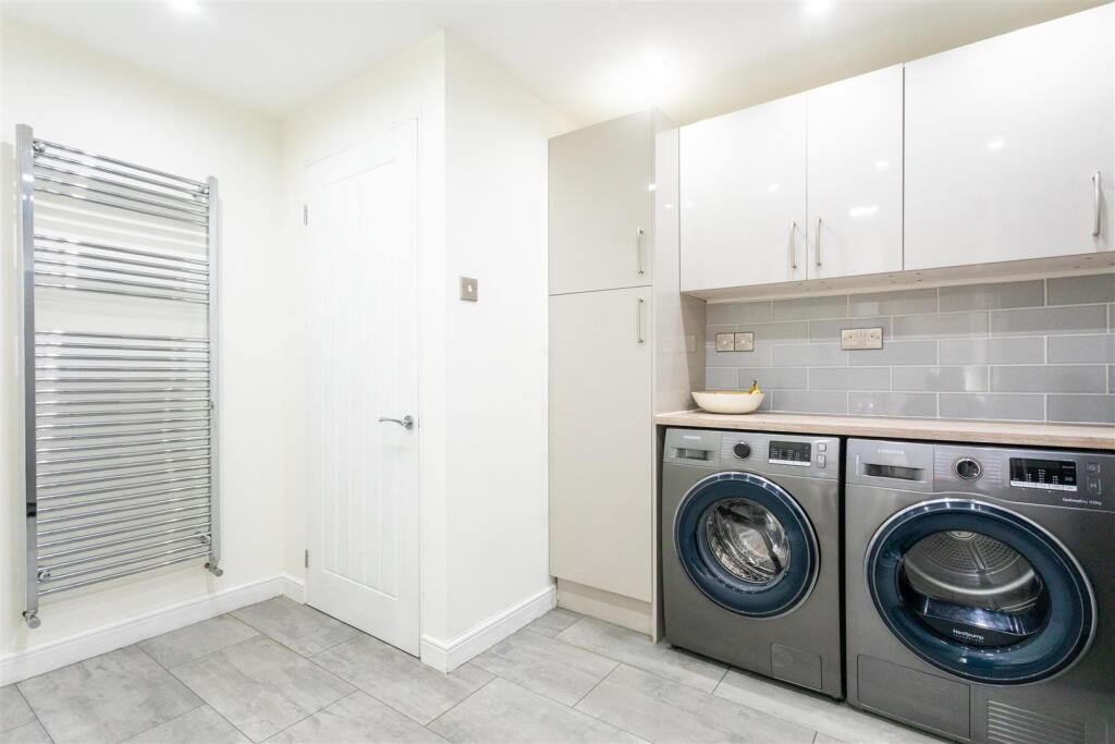 1 Redcar Close, Gedling, NG4 4EW-0014-Utility.jpg