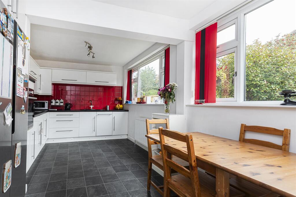 Bramleys Estate Agents - High Crest - Linthwaite (