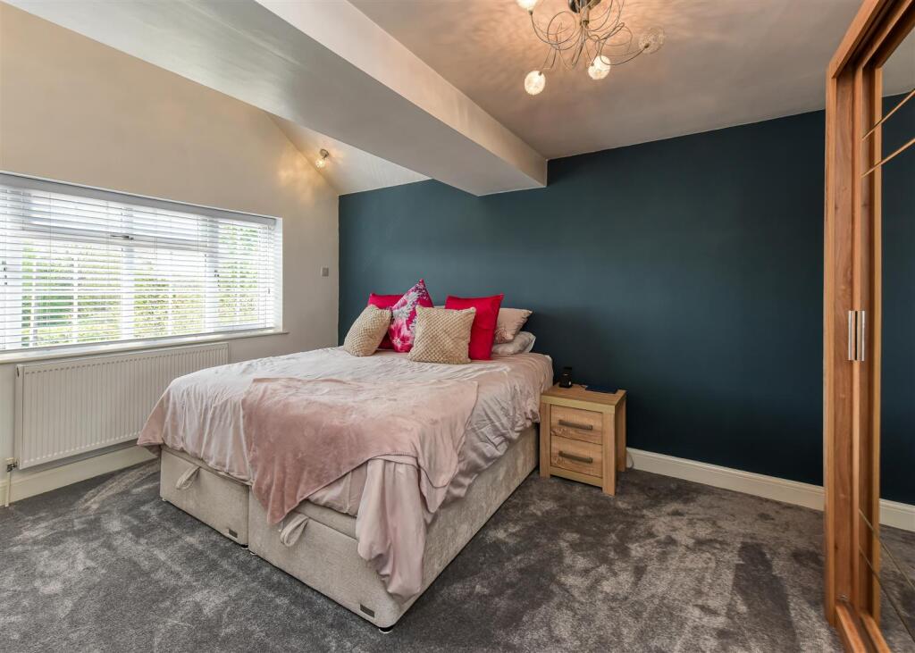 18 Brindley Close-Bedroom 1.jpg