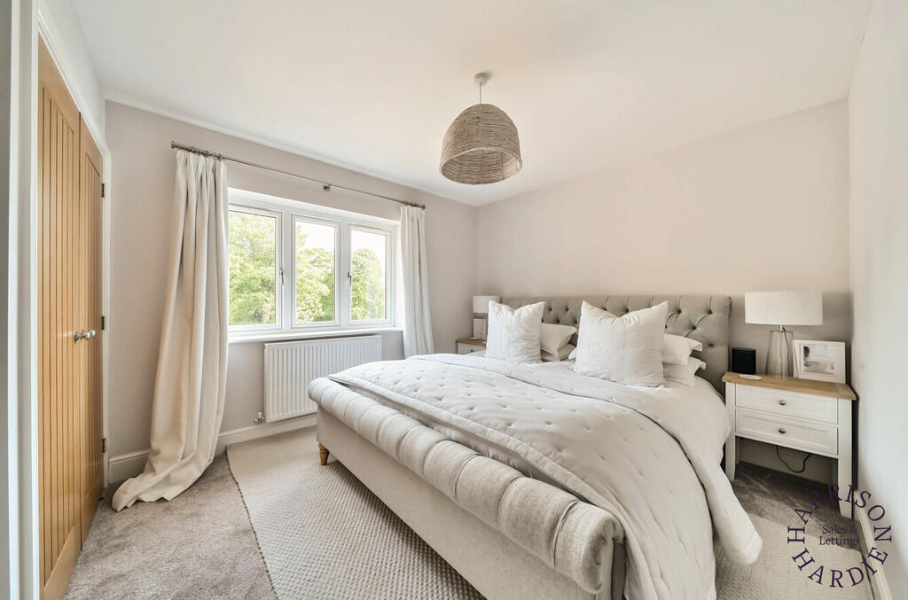 41042fd8-7aba-415...