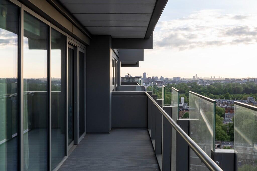 Sitting room terrace