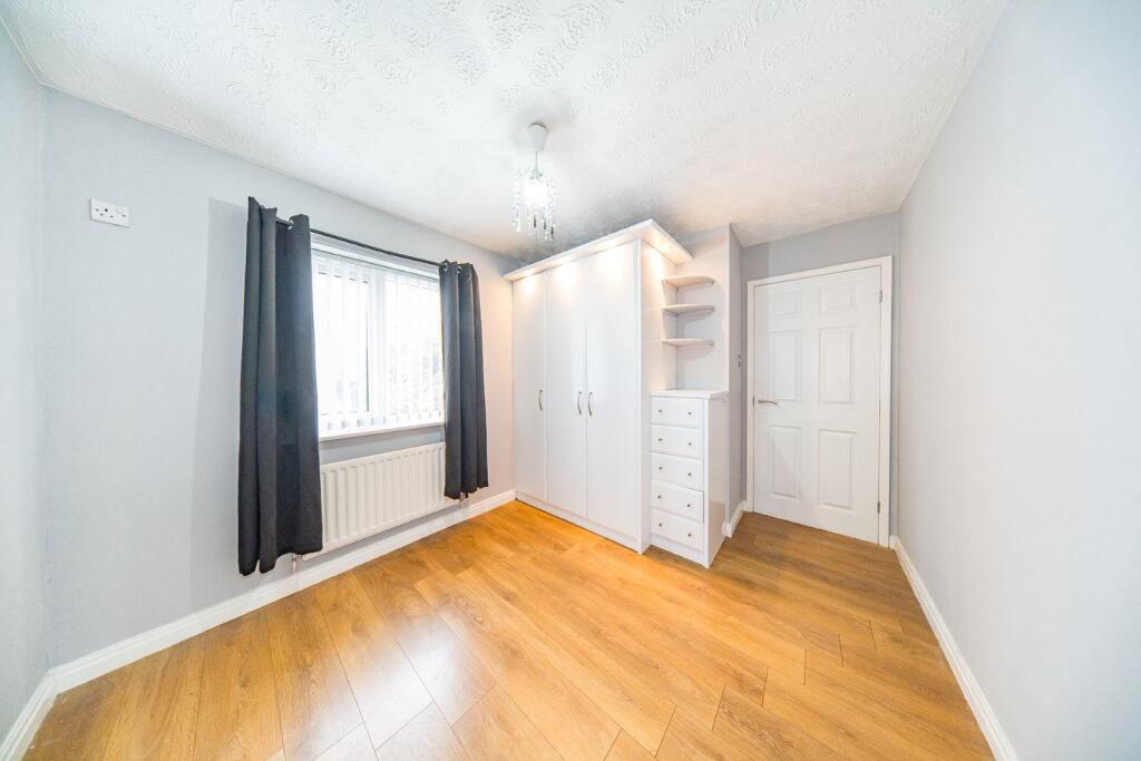 37 CAldywood bedroom 3.jpg