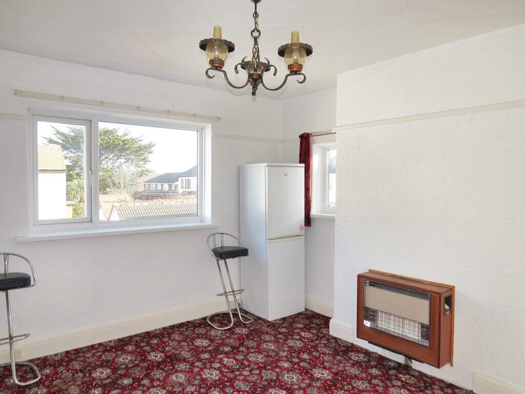 Kenilworth Gardens- Dining Room