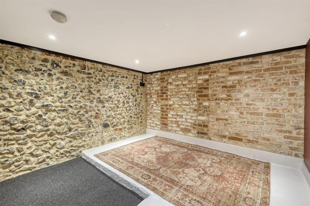 img_3140_8 copy 2.jpg