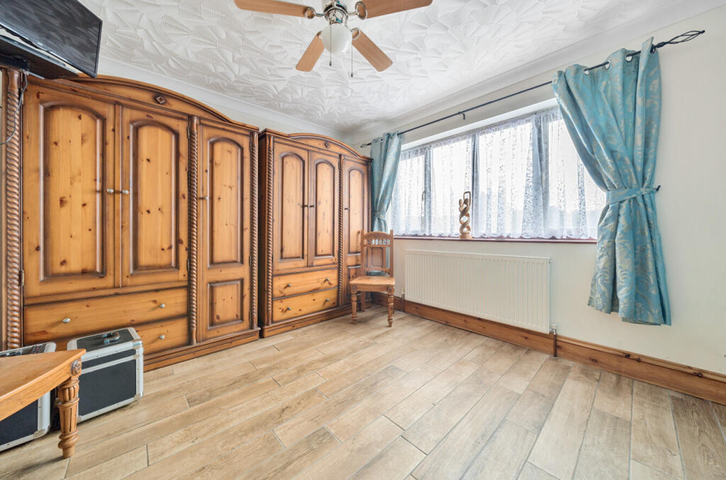 Bedroom 5