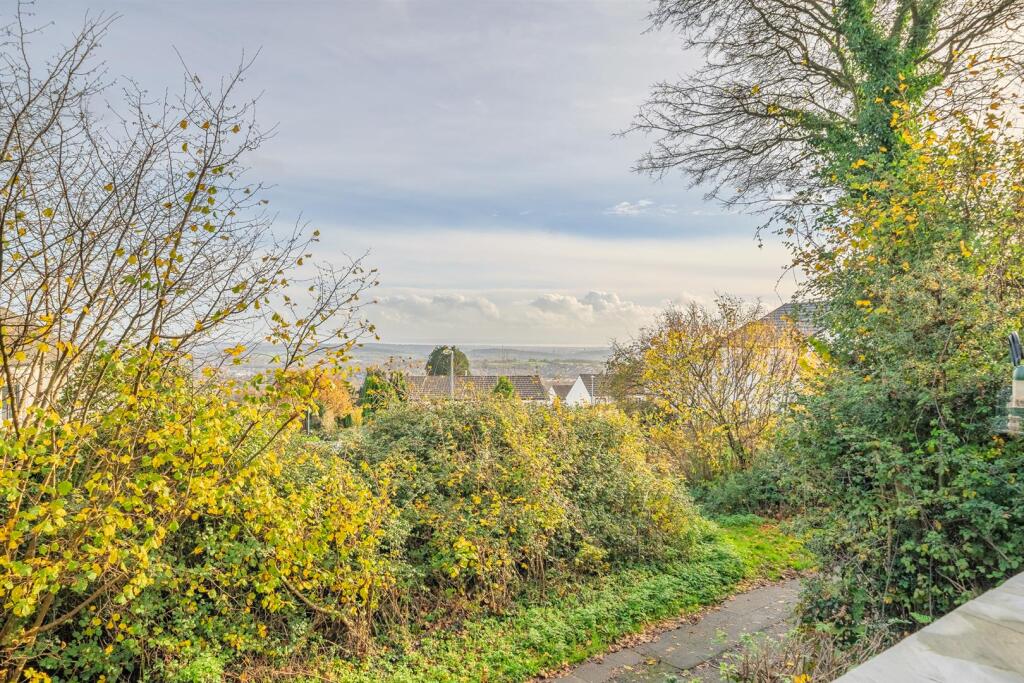 57 Oaklands View-20.jpg