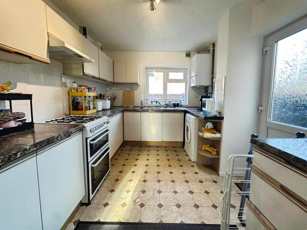 496b140d--4EAE-8395-F1319FBE2747-63371-00002B9A339