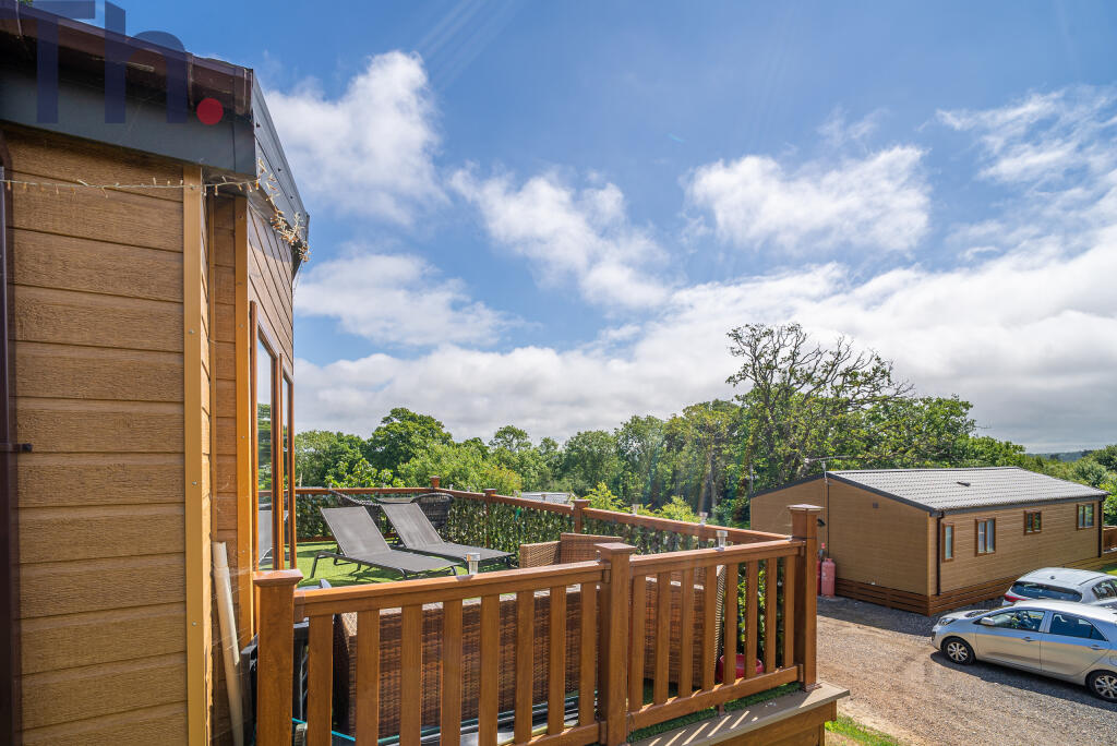 Raised Balcony/Terrace