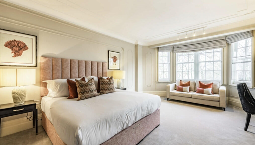 Screenshot 2025-1...