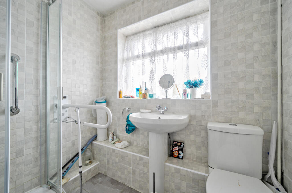 1340663-6-689dea8...