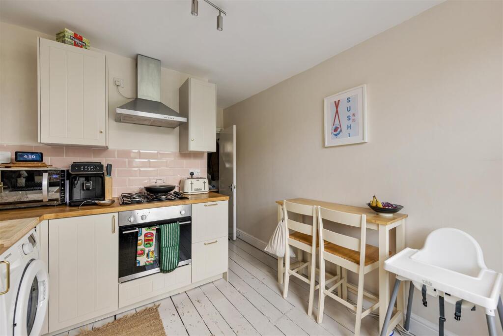 Shernhall Street, E17