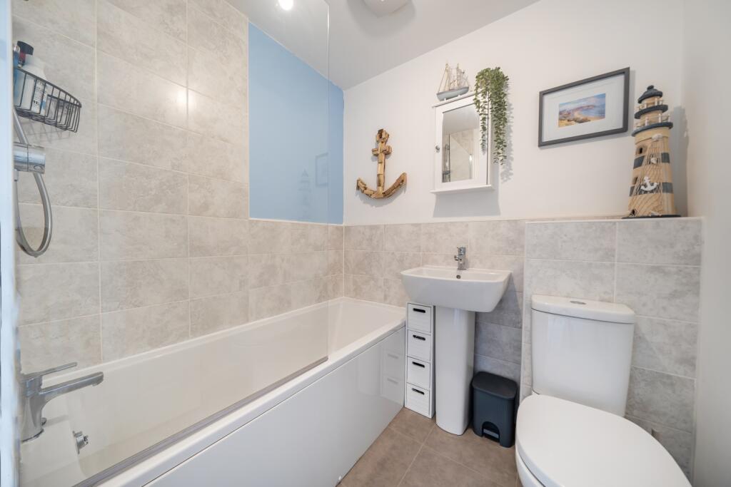 1346769-5-68bb1a8769acc