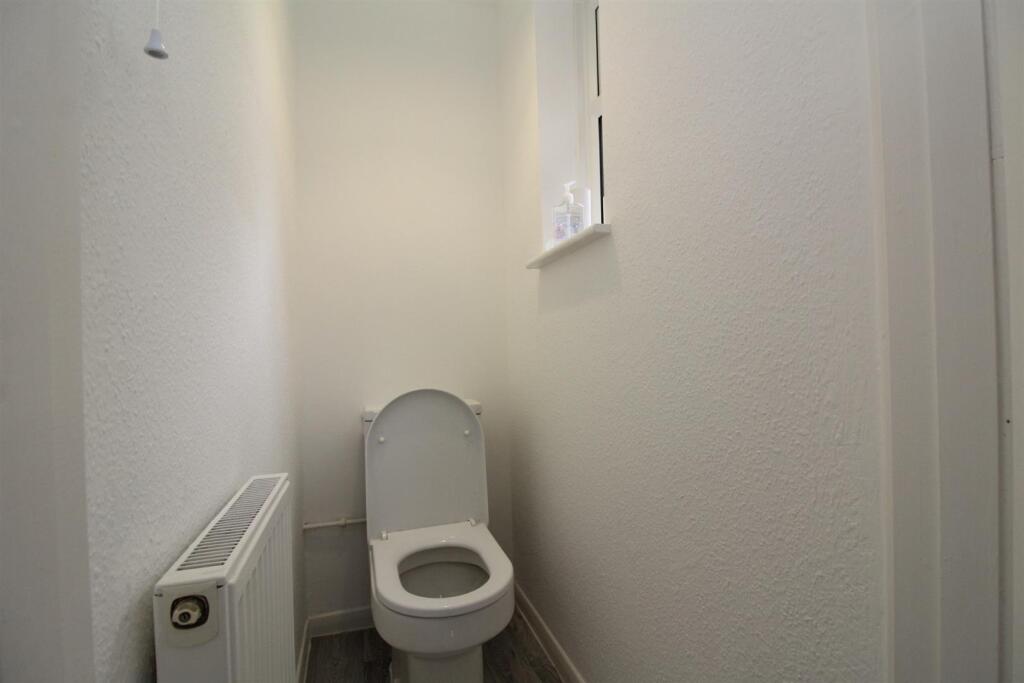 Downstairs cloakroom.JPG