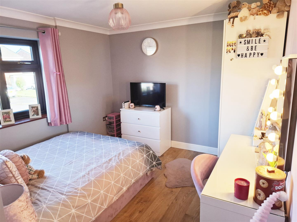 LT bed 2bd.png