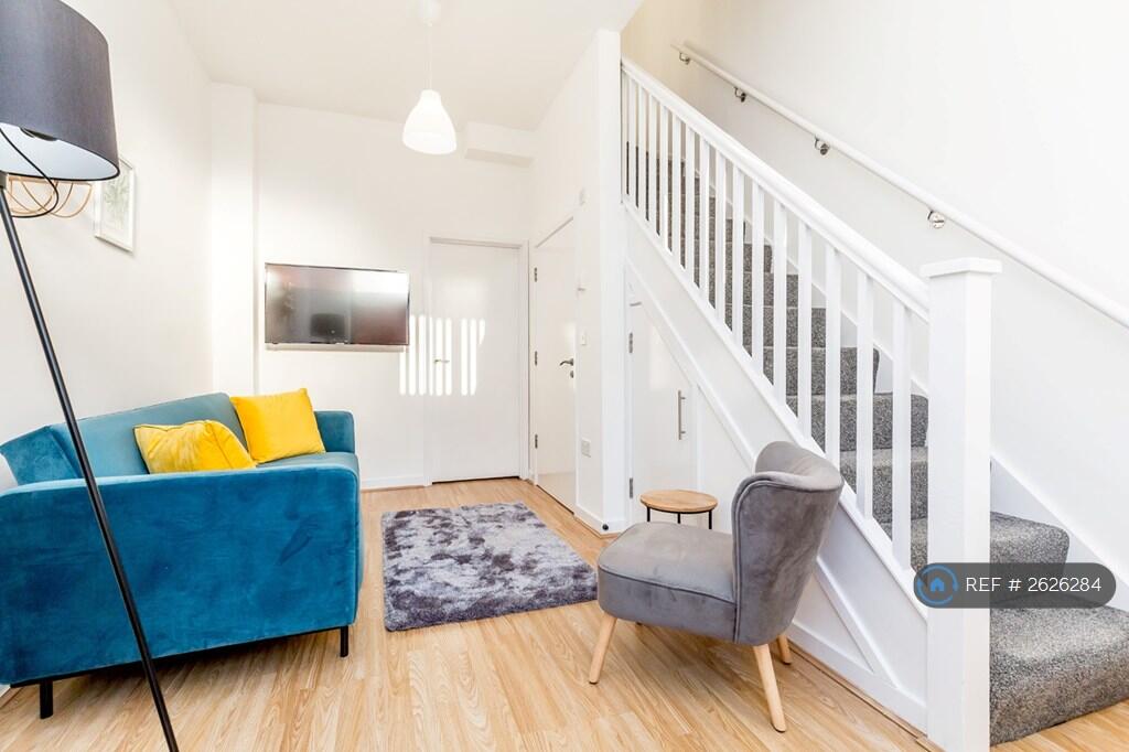 Northamptonservicedapartment Selfcatering Shortlet