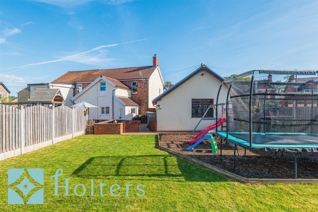 3 irfon Road, Builth Wells-25.jpg