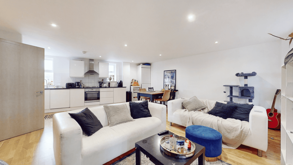 LIVINGROOM ONE