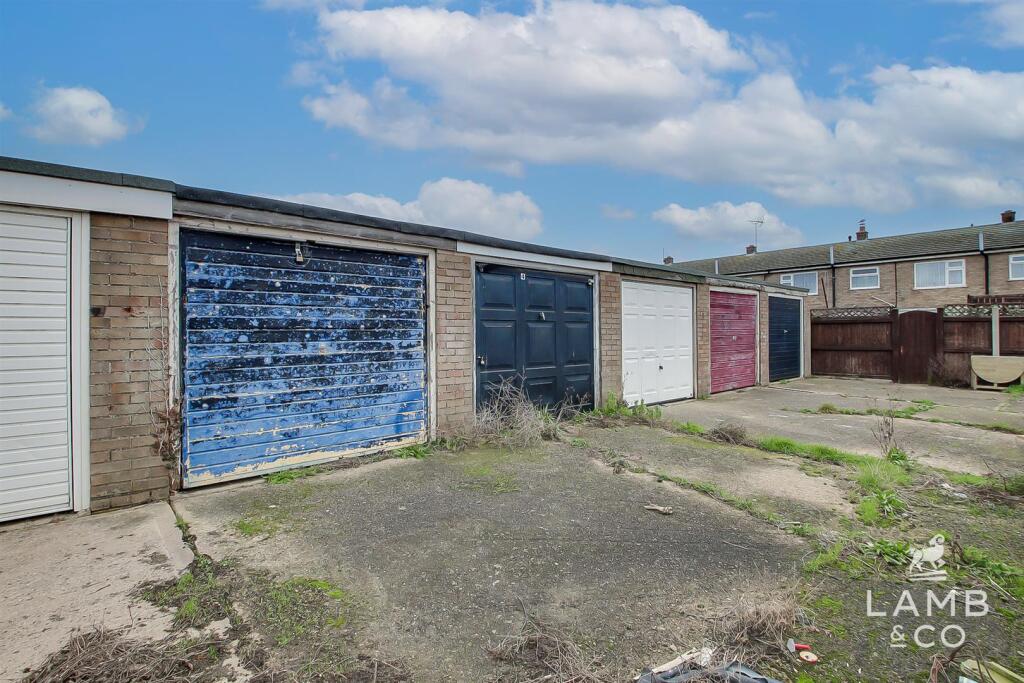 Garage sycamore.jpeg