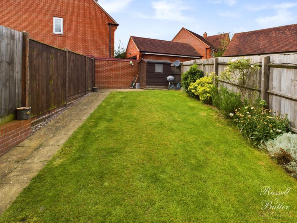 CAM02127G0-PR0034-STILL010